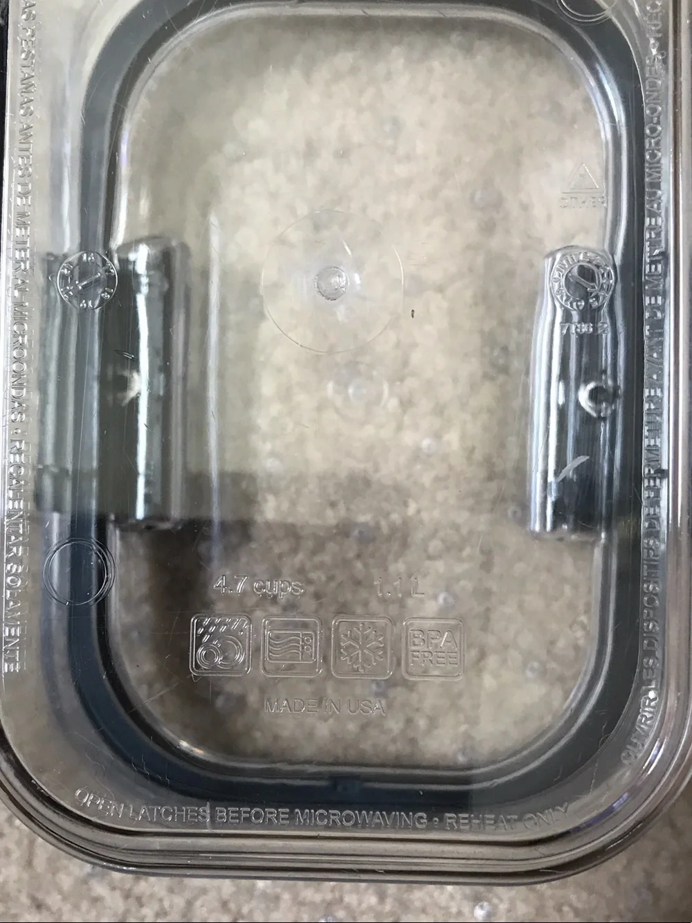 Rubbermaid Clear Containers